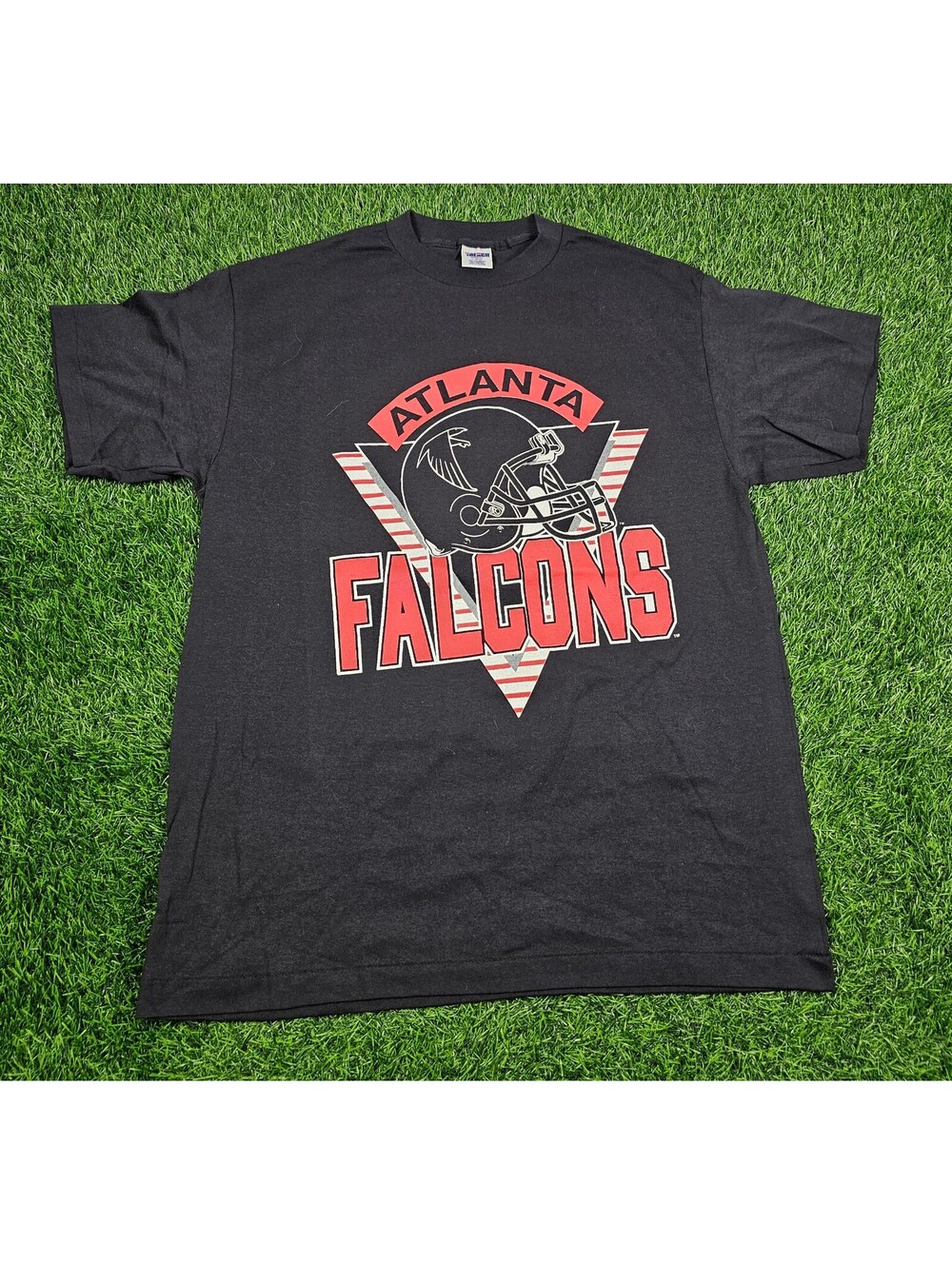 Vintage Atlanta Falcons Black Graphic T-Shirt Large